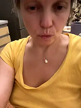 Susanel online show from October 24, 9:00 pm