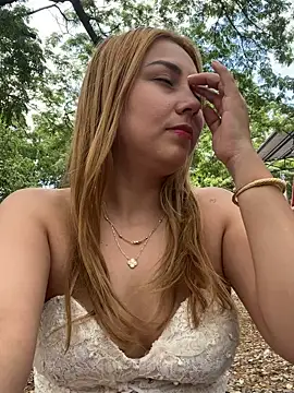Brittanyrosexx online show from May 12, 5:30 pm