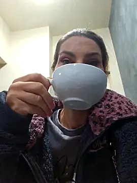 Snapshot of FeliciaKrige chatting on October 1, 8:14 pm FeliciaKrige online show from October 1, 8:14 pm