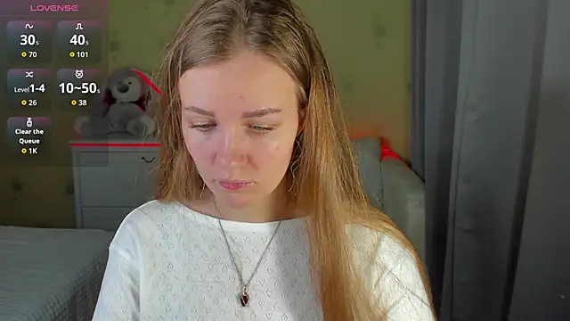 SweetMilkis online show from March 18, 9:47 am