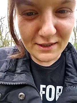 Cutegirlforyou online show from April 16, 5:23 pm