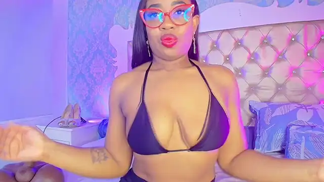 CaseyMoon online show from March 29, 12:48 pm