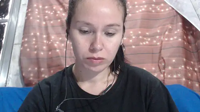 Venusluxodomme online show from October 2, 11:37 am