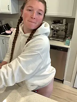 PussiesnCream  online show from March 10, 8:13 pm