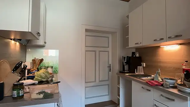 Viola Beck online show from March 19, 10:41 am