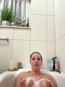 Viola Beck online show from October 19, 6:54 pm