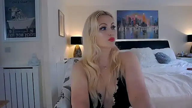 AlbanyWhite online show from June 3, 2:33 pm