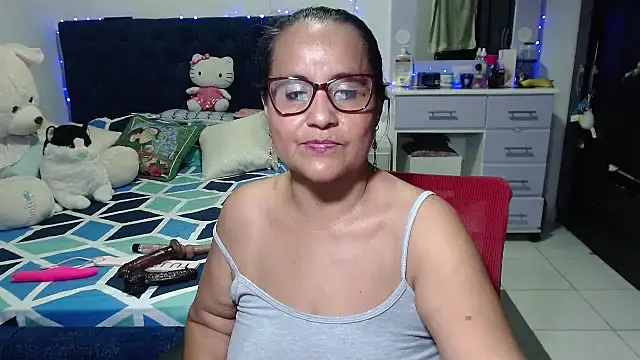 pervert mommy  online show from December 16, 1:39 pm