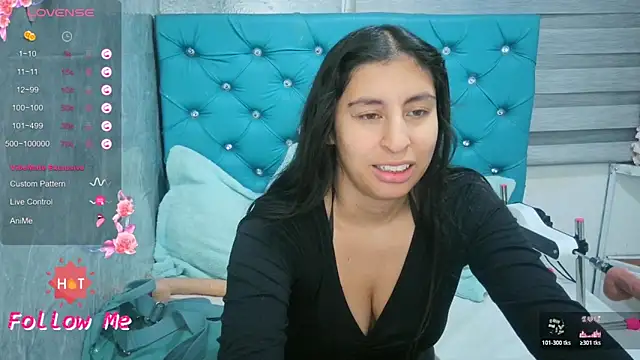 MAARYMOON online show from April 13, 10:38 am