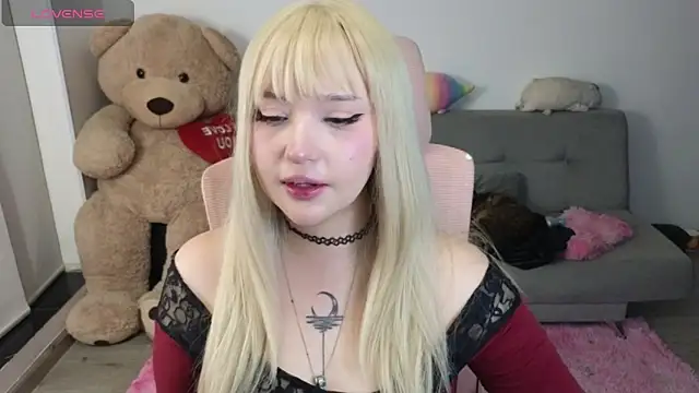 KuroChan420 online show from June 10, 2:11 am
