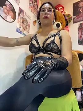 GoddessAlix online show from March 7, 9:11 pm