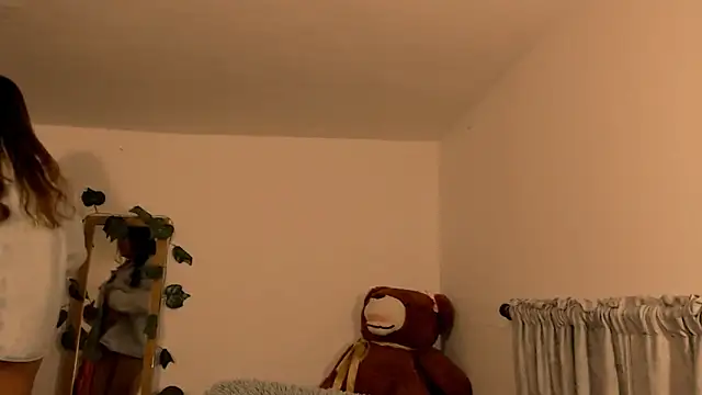 pamela doll online show from February 20, 10:10 pm