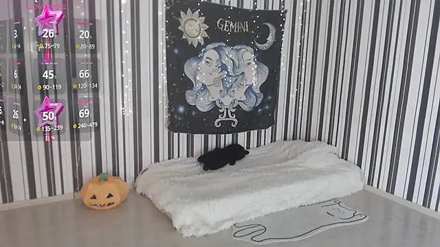  Hanna Moon  online show from October 28, 9:26 am