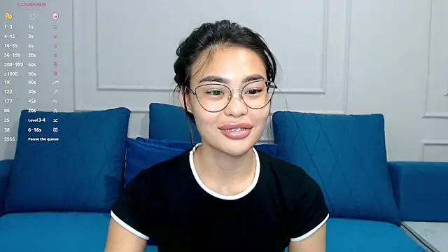 kwana colada online show from October 15, 5:15 pm