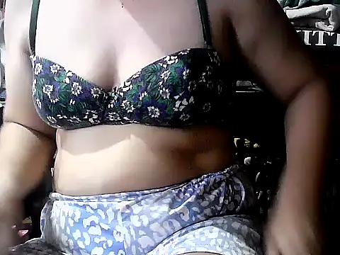 XbighotbootyX online show from February 16, 11:37 pm