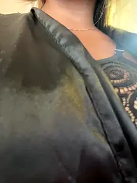 milly cruz online show from January 5, 7:17 pm