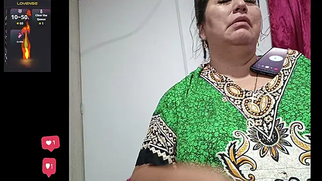 Snapshot of Brenda_Berck_ chatting on October 19, 12:51 pm Brenda Berck online show from October 19, 12:51 pm