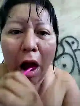 Snapshot of Brenda_Berck_ chatting on September 13, 11:40 am Brenda Berck online show from September 13, 11:40 am