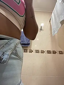 Fancyxlove online show from November 13, 12:48 pm