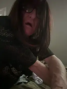 HelloKittyLapDog online show from March 16, 4:55 pm