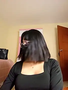 Snapshot of Latin_summer chatting on October 28, 1:55 am Latin summer online show from October 28, 1:55 am