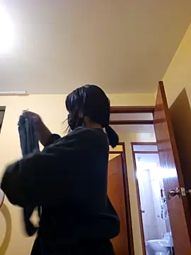 Snapshot of Latin_summer chatting on September 22, 6:28 pm Latin summer online show from September 22, 6:28 pm