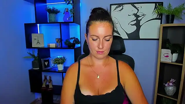 FUN AMI online show from August 5, 1:28 pm