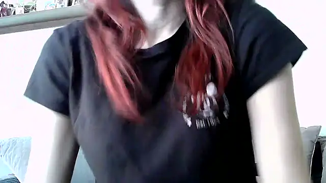 Katesweetkate online show from March 2, 8:43 am