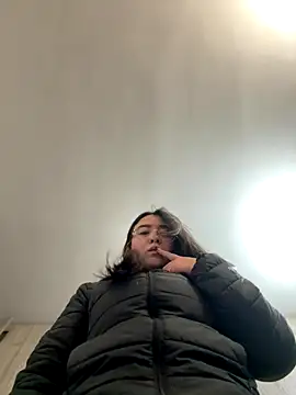 vaneelee online show from January 9, 3:22 am