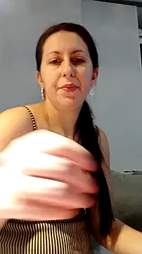 lolyforyou online show from December 15, 8:19 am