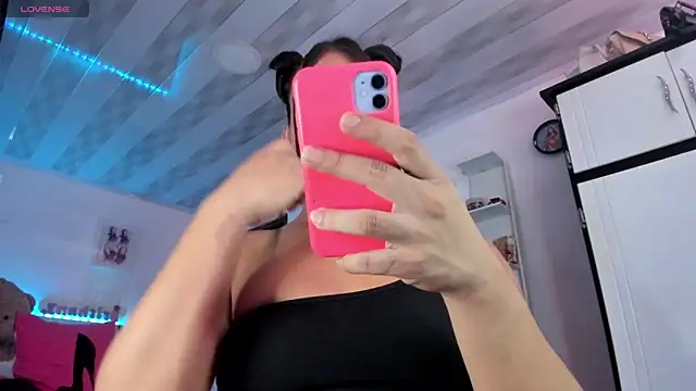 Snapshot of briitany_hot chatting on September 10, 5:35 pm briitany hot online show from September 10, 5:35 pm