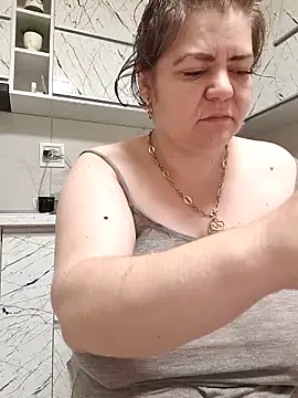 cindybbwsquirt online show from September 18, 5:06 am