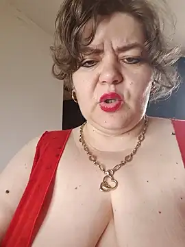 cindybbwsquirt online show from June 1, 4:25 am