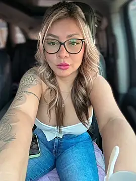 DIANITA 1988 online show from February 28, 6:07 pm