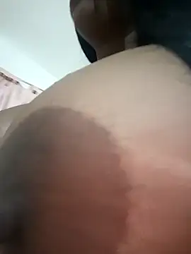 AbellaLizz online show from March 25, 9:23 am