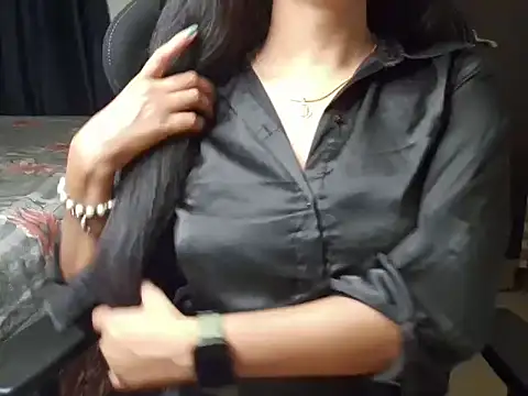 Snapshot of Adventurous_Angel chatting on October 25, 7:21 pm Adventurous Angel online show from October 25, 7:21 pm