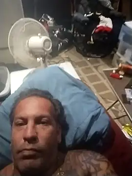 AceticPinscher online show from October 4, 7:18 pm