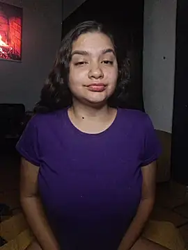 blerstefan1 online show from February 13, 4:36 am