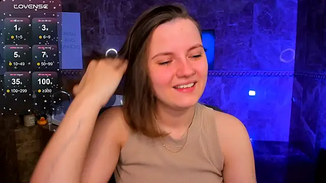 MelindaTin online show from April 20, 12:35 am