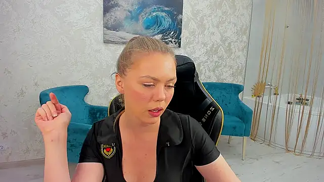 Strawberrye online show from September 26, 3:26 am