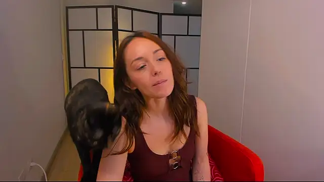 molly marmalade  online show from April 3, 6:39 pm