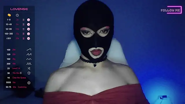 Snapshot of Bigfemblue chatting on October 5, 12:59 am Bigfemblue online show from October 5, 12:59 am