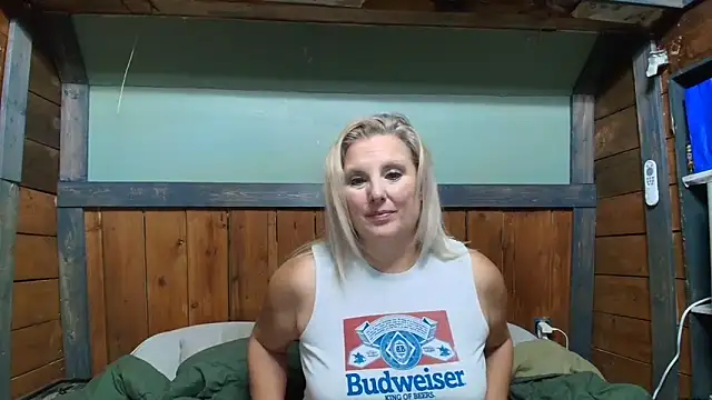 lisaxlovexxx online show from October 18, 2:47 am