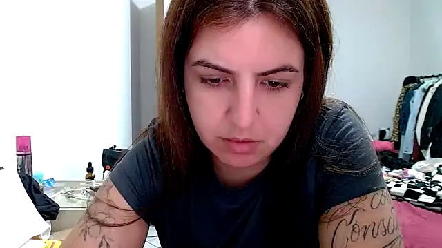 chelbyy online show from November 3, 6:23 pm