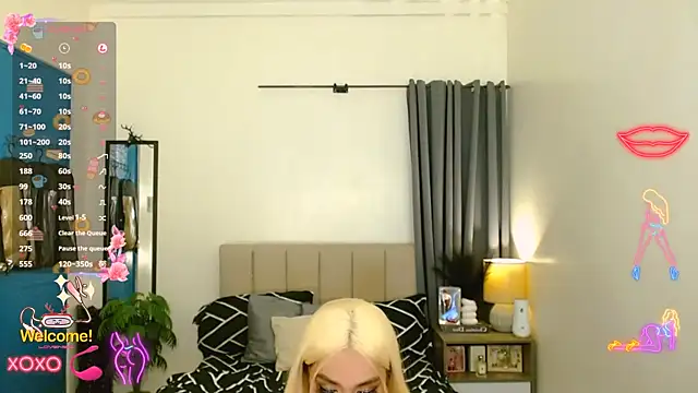 LUSCIOUSKIM online show from November 16, 3:19 am