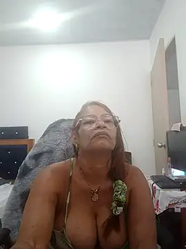 Snapshot of BustyMilf_ chatting on September 27, 3:19 pm BustyMilf online show from September 27, 3:19 pm