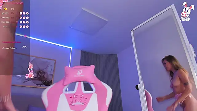 VirginChloe online show from November 8, 4:06 am