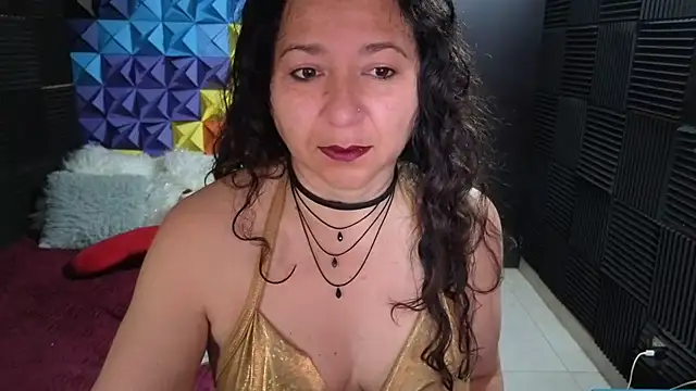 Snapshot of katifoxx chatting on October 19, 3:58 pm katifoxx online show from October 19, 3:58 pm