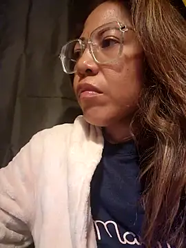 mila38 online show from April 15, 9:37 pm