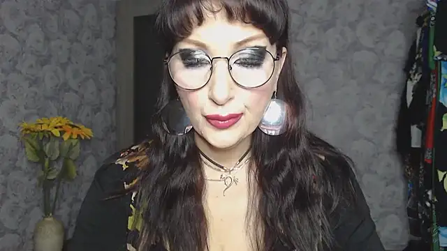 Aziza1 online show from October 15, 7:49 pm